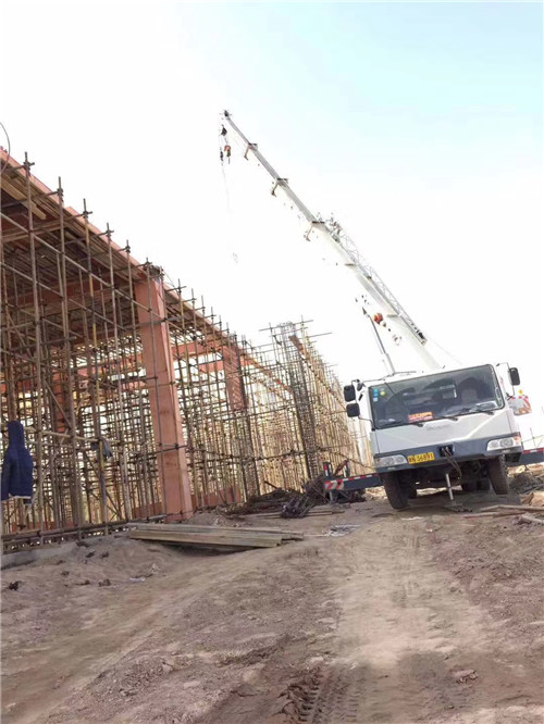 曹妃甸区吊车作业的安全注意事项有哪些？